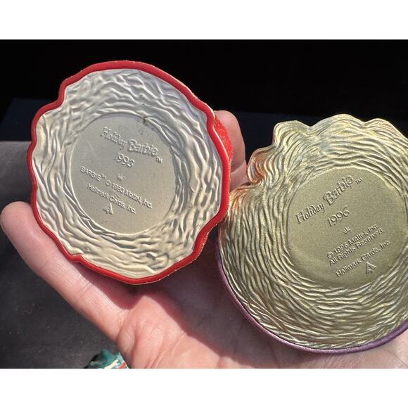 4 Vintage Barbie Christmas Hallmark Keepsake Ornaments No Boxes -LO9 - Picture 8 of 11